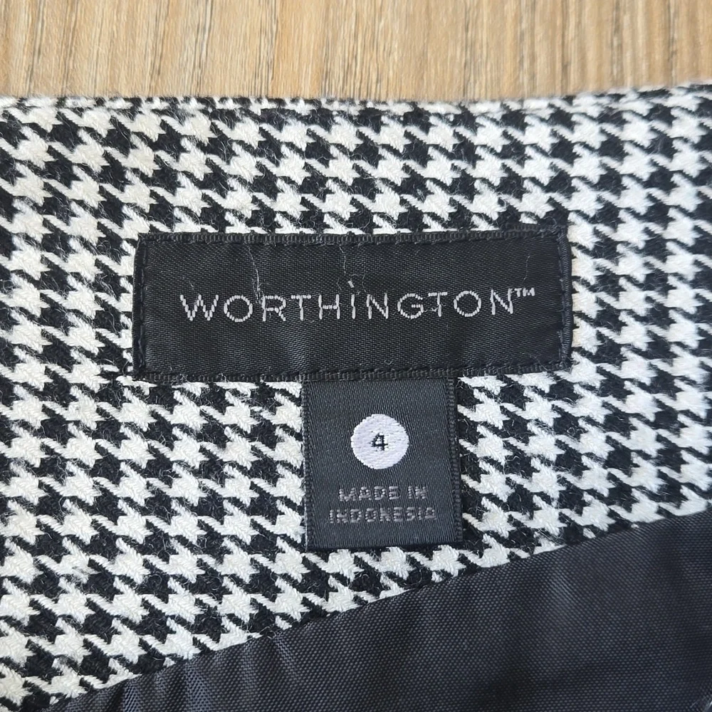 Worthington Houndstooth Pencil Skirt